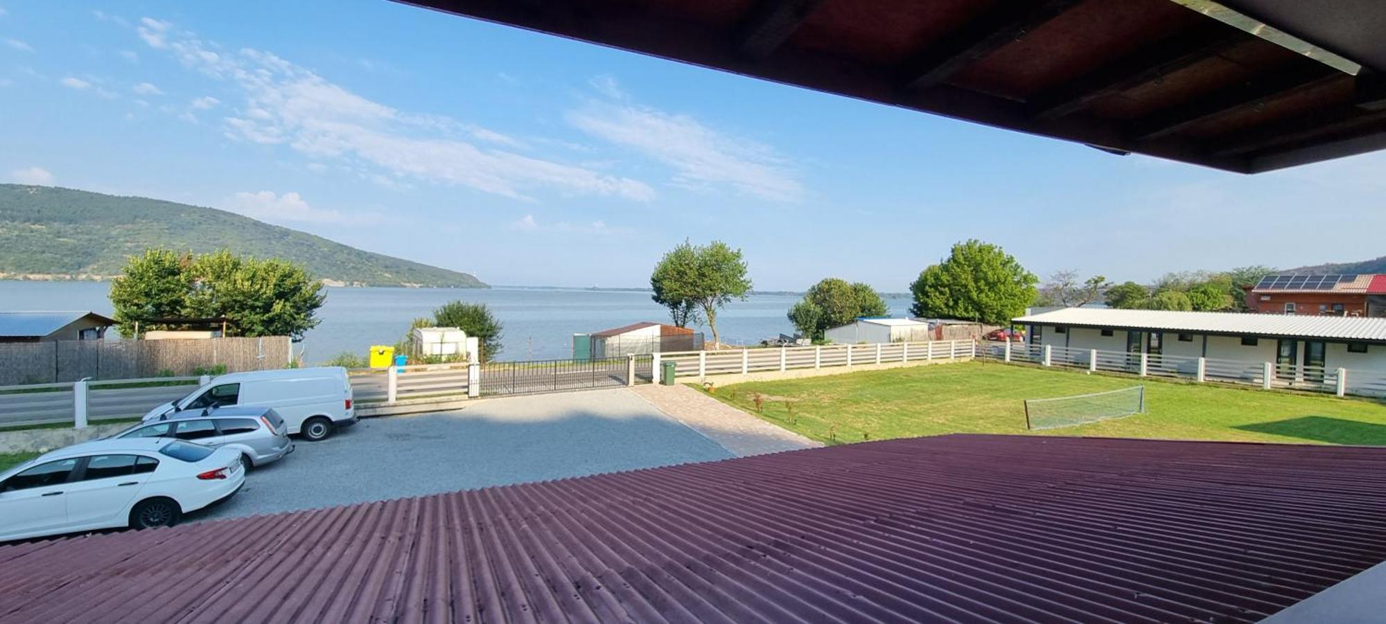 Vila Legrand Bazias Exterior photo